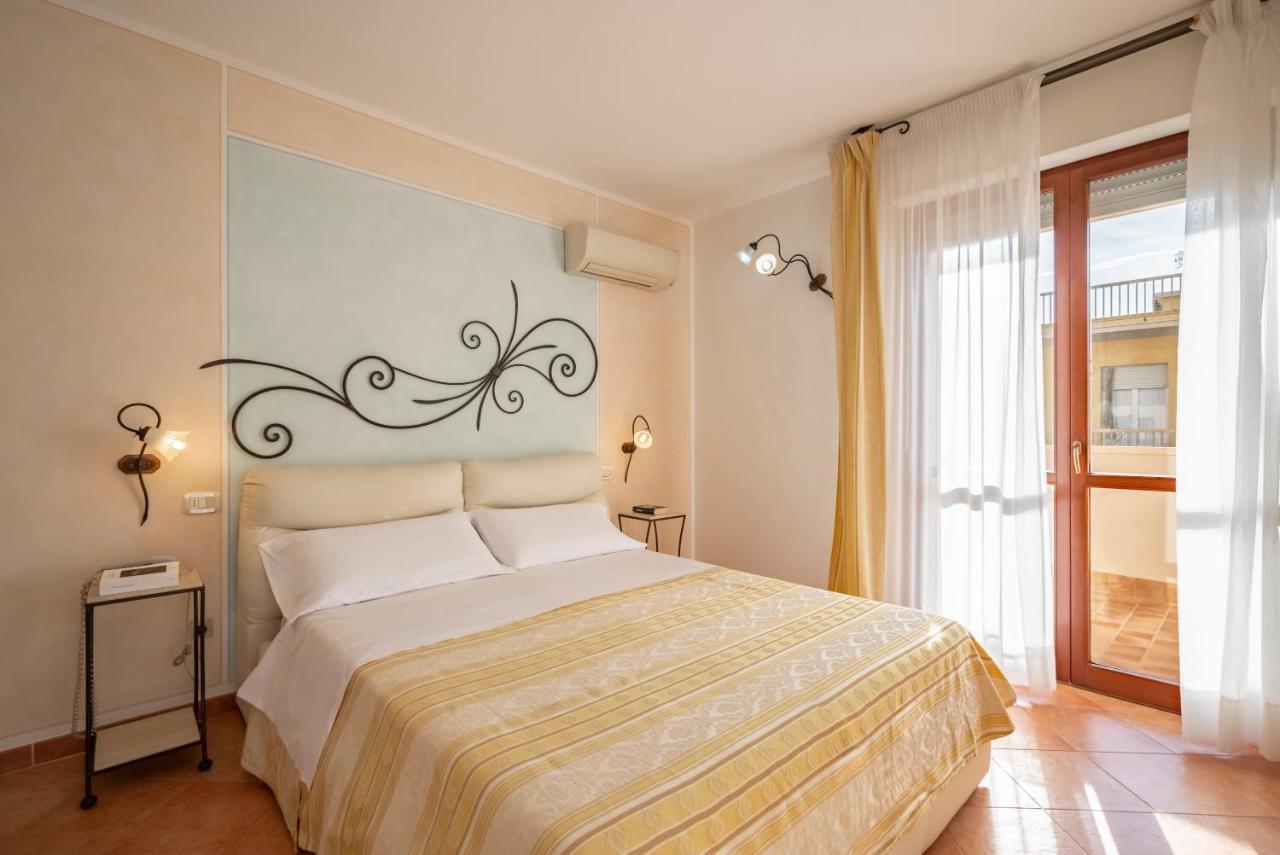 Lola Piccolo Hotel E Appartamenti Marina di Grosseto Εξωτερικό φωτογραφία