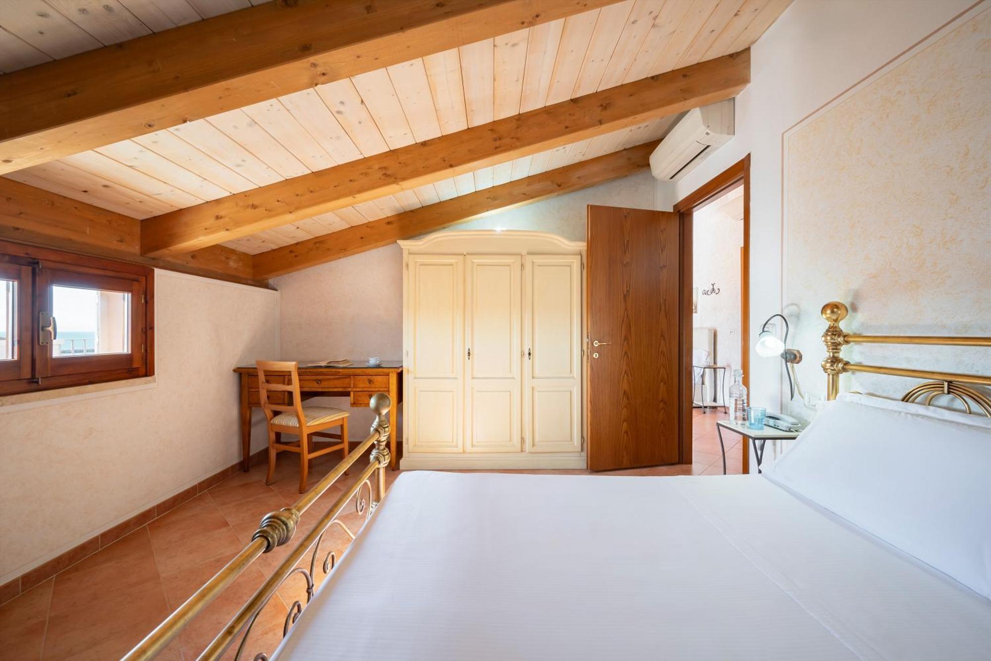 Lola Piccolo Hotel E Appartamenti Marina di Grosseto Εξωτερικό φωτογραφία